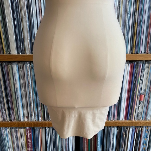 NWT YUMMIE shaping slip SIZE Small - Picture 5 of 8